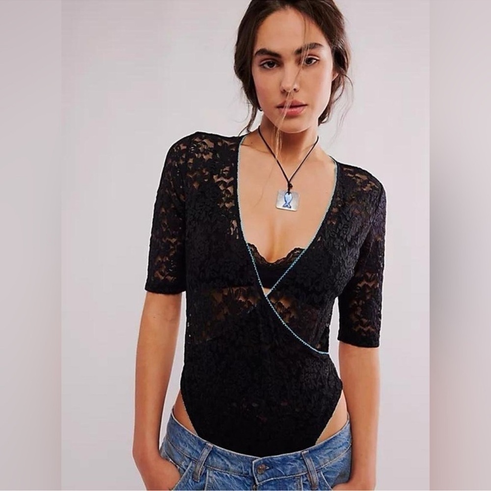 Free People Intimately Black Lace Sun-sational Bodysuit.Size S